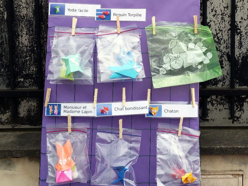 Modèles d'origami disponibles dans le distributeur gratuit