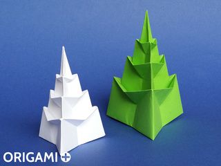 Sapin de Noël 3D avec une seule feuille en origami