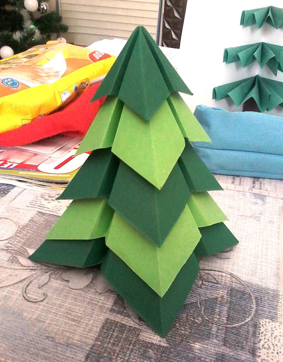 Beautiful Origami Christmas Tree